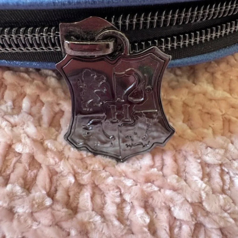 Danielle Nicole Ravenclaw Crossbody - Picture 5 of 6